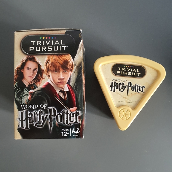 World of Harry Potter Trivial Pursuit Game - Picture 3 of 7